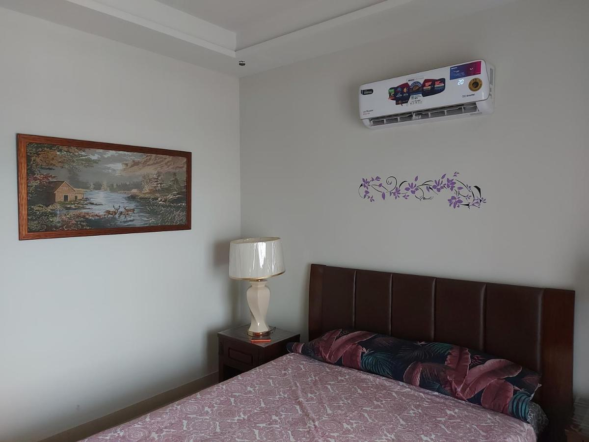 The River View Apartment 라왈핀디 외부 사진
