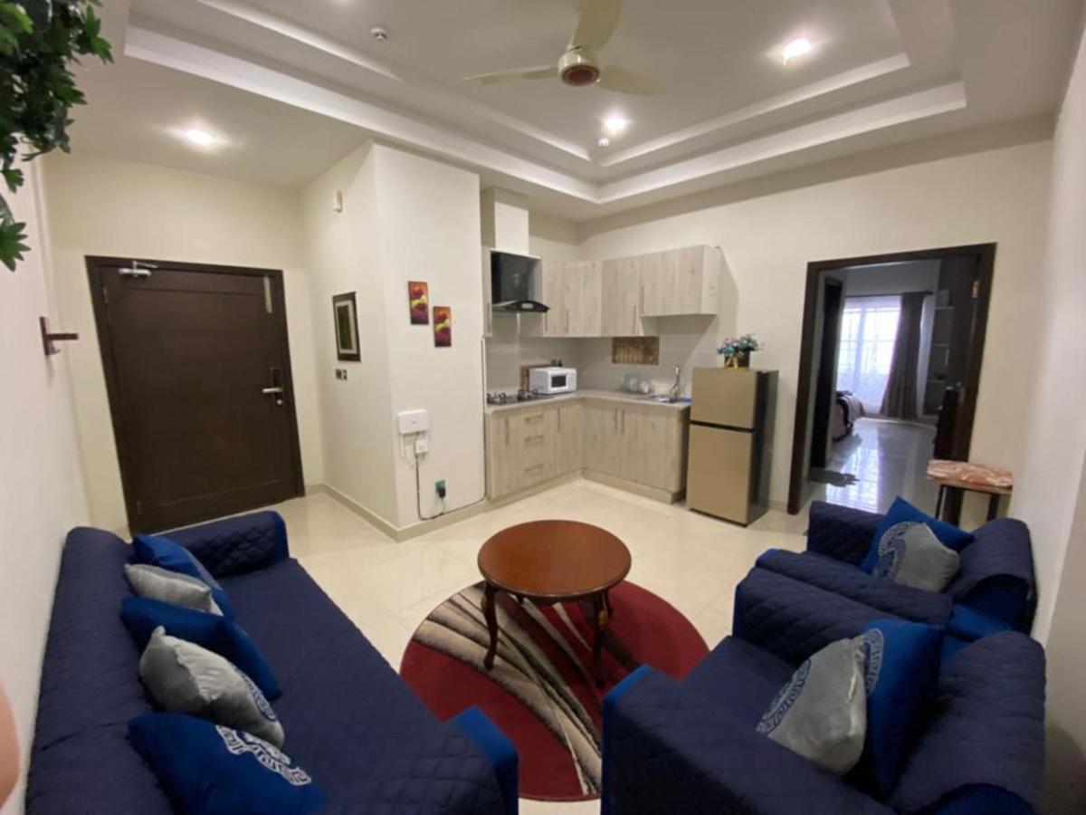 The River View Apartment 라왈핀디 외부 사진